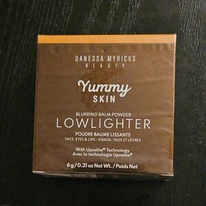 Danessa Myricks Beauty Yummy Skin Lowlighter - Brown